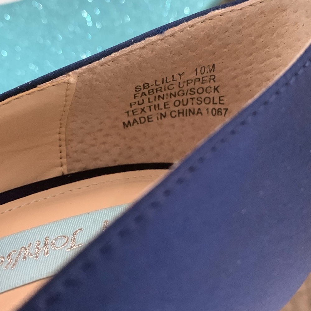 Betsy Johnson NIB Lilly Embellished Satin Dress Pumps/Heels  size 10 - Picture 14 of 17